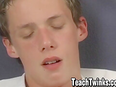 Jerking Off And Sucking Each Other In School Uniform
