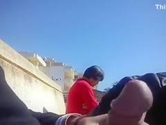 Jerking the pecker on a sunny day