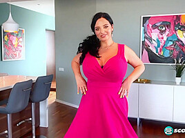 Joana Gets Her Bliss On