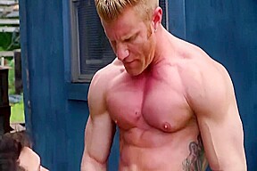 Johnny V fucks Gabriel Alanzo