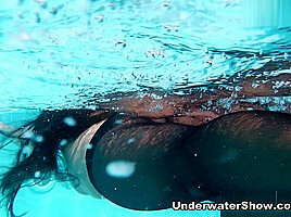 Kalgotkina Video - UnderwaterShow