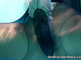 Kalgotkina Video - UnderwaterShow