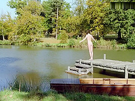 Kate Beckinsale - Naked Swimming, Girl on Top Sex, Topless & Butt - Haunted