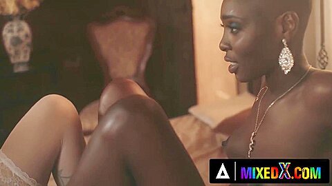 Kinky Interracial Pleasure With Sexy Ebony Zaawaadi And Hot Milf Christina Shine