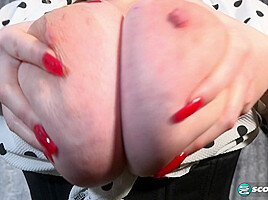 Kitty Amore: British Bombshell