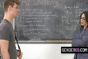 Latin Tgirl Teacher Rimmed And Analed By A student 18+ 6 Min - Eva Maxim