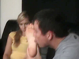 Lenni foot worship 2