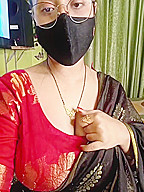 Lisa Bhabi Apne Boyfriend Ko Video Call Karke Btaya With Devar Bhabhi