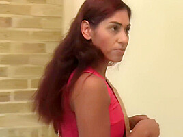Looking For A New Place To Cum With Sahara Knite
