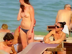 MILF Close Up Pussy - Mature Nudist Amateurs Beach