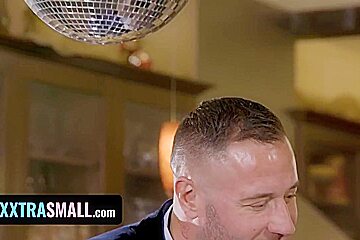 Madison Wilde And Danny Mountain In Tiny New Years Eve Surprise By Featuring