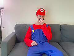 Mario Shows His Mushroom Pov