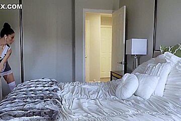 Milf French Maid Eva Long Sucks A Huge Dick
