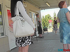 Mini skirt is hot on bubble ass in accidental upskirt