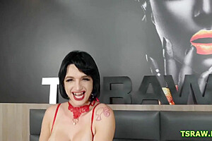 Nanda Molinari In Ts Got Anal Barebacked