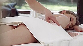 Natural Babe Rubs Herself