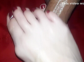 Netflix And Oily Toes No Cum