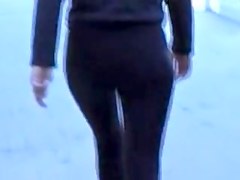 Nice tight pants wrapping the candid amateur booty 01g