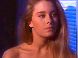 Nicole Eggert  Kathleen Robertson - ''Blown Away''