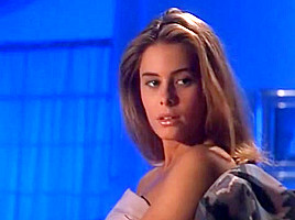 Nicole Eggert  Kathleen Robertson - ''Blown Away''
