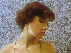 Nicole Segaud, Christine Black And Laura Clair - 1980 - Les Bas De Soie Noire 02