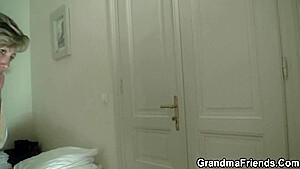 Old Blonde Enjoys Threesome With Horny Hunks