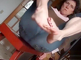 OmaFotzE Awesome Pervert Amateur Granny Feet video