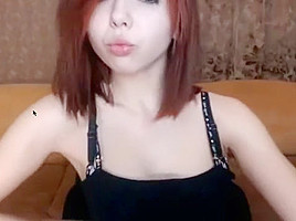 Petite CB cam girl TinyMary cute Itty bitty body hard at work on 2017-01-30