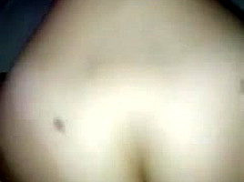 Phat booty shakes her ass for creampie