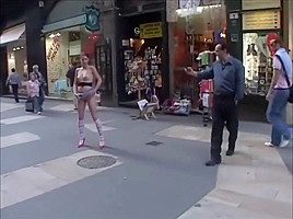 Piss Slut in Public 16 Kigyo utca