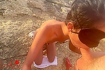 Public Outdoor Tourist Fuck With Beautiful Asian & Amazing Sunset