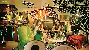 Q (2011)