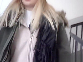 Random blonde agreed to fuck and suck for big cash