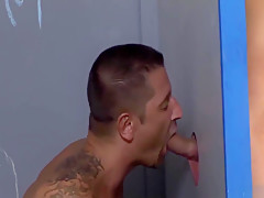 Raw Gloryhole Muscle Fuckers