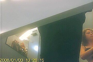 Real amateur in changing room spied in brassiere