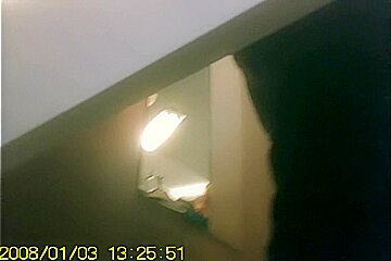 Real amateur in changing room spied in brassiere