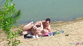 Real teen 18+ Couple On German Beach, Fuck With Stranger