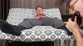 Ripped stud toe licked while wanking off his fat cock