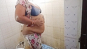 Sex With Pregnant Bhabhi When She Is Taking Shower     wow Very Hot And Sexy Indian Bhabhi
