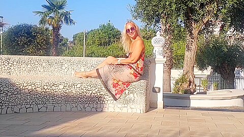 Sexy Blonde Amateur Mature Wife Outdoor Posing And Sex