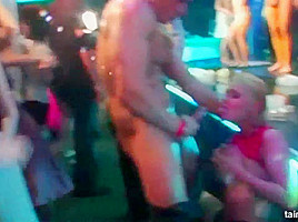 Sexy babes dances and fucks in public