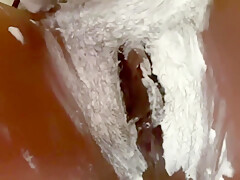 Shaving My Coochie
