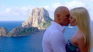 She Took A Week Abroad To Have The Best Sex Ever