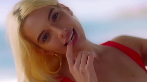 She Took A Week Abroad To Have The Best Sex Ever