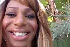 Shemale big tit ebony gets sexy bj from this lucky guy