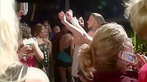 Showing off at the nighclub - DreamGirls
