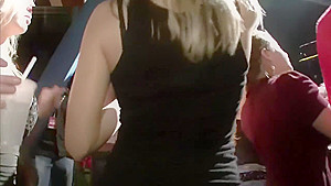 Showing off at the nighclub - DreamGirls