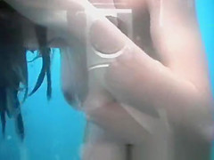 Shows Amateur, Changing Room, Scene