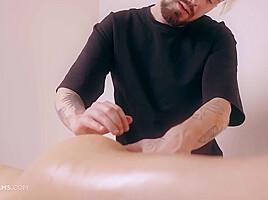 Sia Siberia In Gorgeous Model Getting A Massage And Then Fucked On The Massage Table