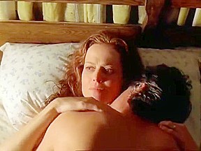 Sigourney Weaver nue integrale !